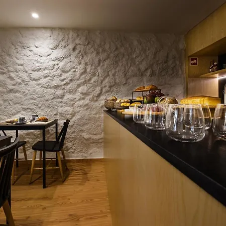 - Japonesa & * Viseu