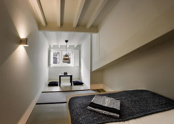 - Japonesa & 传统日式旅馆 *